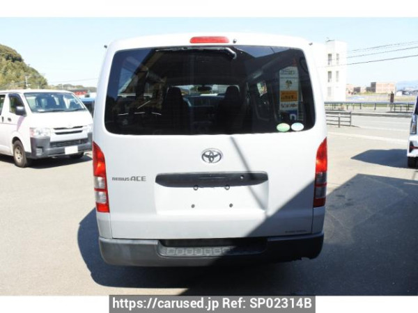 Used 2017 AT toyota regiusace-van KDH201V Image[2]