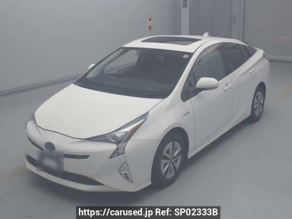 Used 2016 AT toyota prius ZVW51 Image[0]