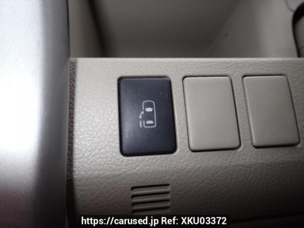 Used 2007 AT toyota noah ZRR70G Image[17]