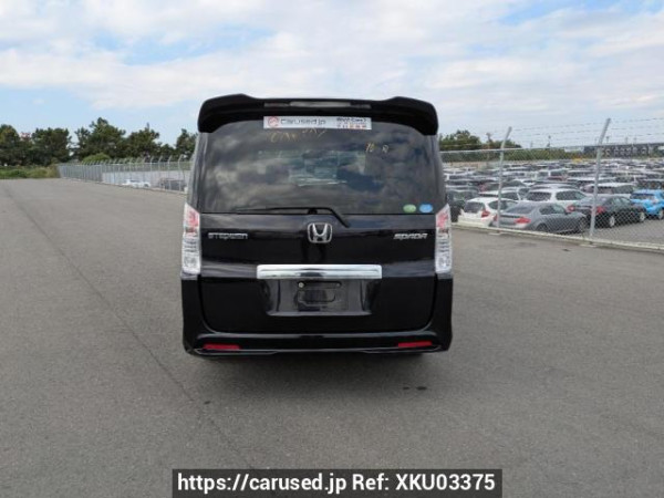 Buy Used 2011 Honda Step WGN Spada RK5 (XKU03375) - Carused.jp