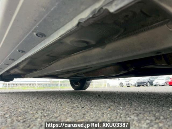 Used 2004 AT toyota raum NCZ20 Image[33]