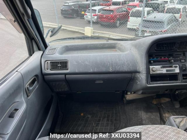 Used 2003 MT toyota hiace-van TRH112V Image[17]