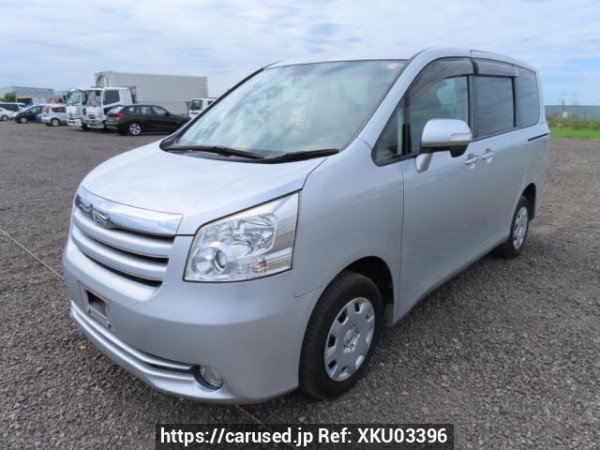 Used 2008 AT toyota noah ZRR75G Image[2]