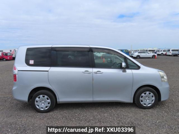 Used 2008 AT toyota noah ZRR75G Image[7]