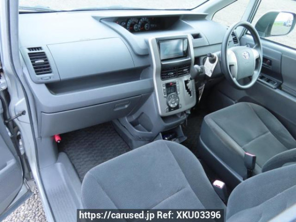 Used 2008 AT toyota noah ZRR75G Image[15]