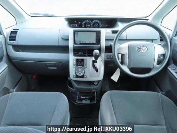 Used 2008 AT toyota noah ZRR75G Image[22]