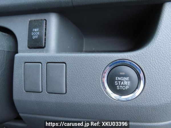 Used 2008 AT toyota noah ZRR75G Image[32]