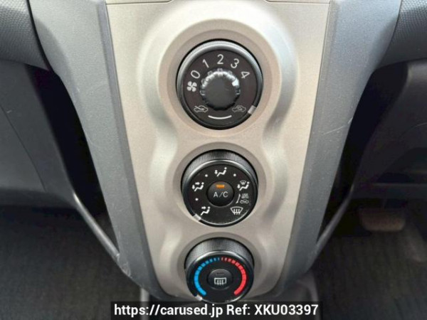 Used 2008 AT toyota vitz KSP90 Image[24]