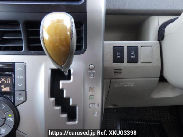 Used 2008 AT toyota noah ZRR70W Image[26]