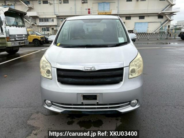 Used 2009 AT toyota noah ZRR70G Image[1]