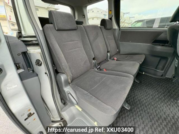 Used 2009 AT toyota noah ZRR70G Image[14]