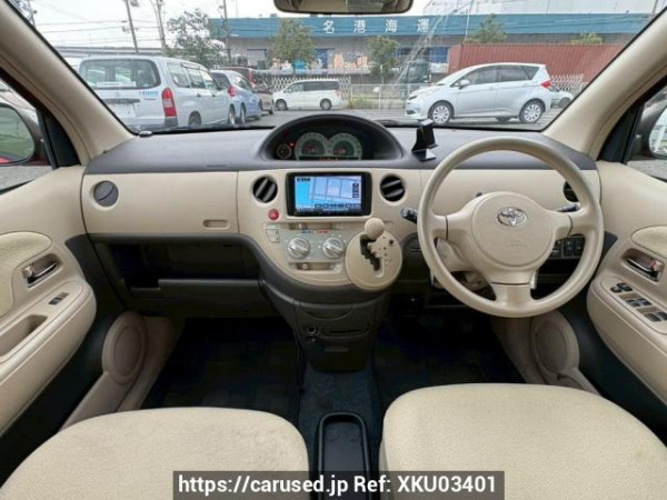 Used 2004 AT toyota sienta NCP81G Image[18]