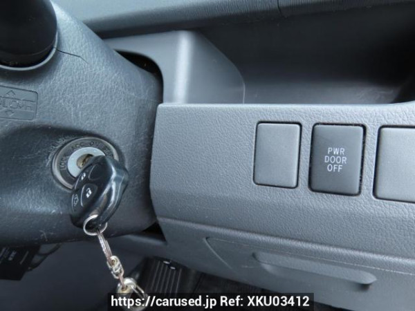 Used 2008 AT toyota voxy ZRR70G Image[30]