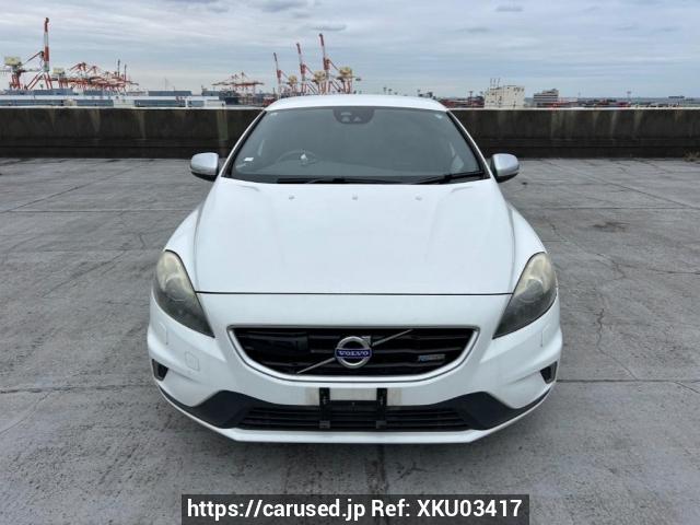 Buy Used 2013 Volvo V40 MB5204T (XKU03417) -
