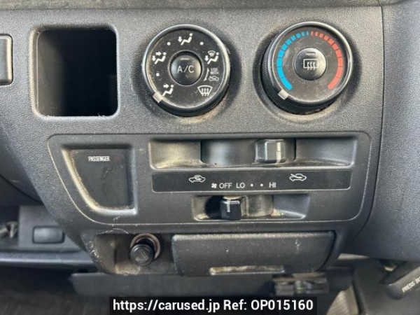 Used 2006 AT toyota hiace-van KDH200V Image[25]