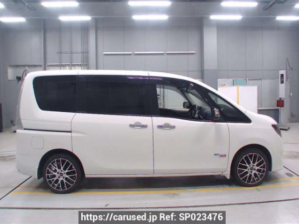 Used 2014 AT nissan serena HC26 Image[2]