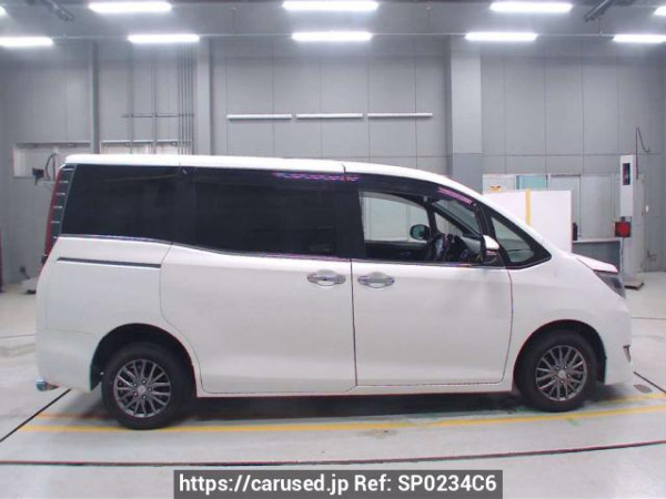 Used 2020 AT toyota esquire ZRR85G Image[2]