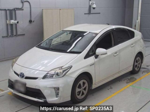 Used 2014 AT toyota prius ZVW30 Image[0]