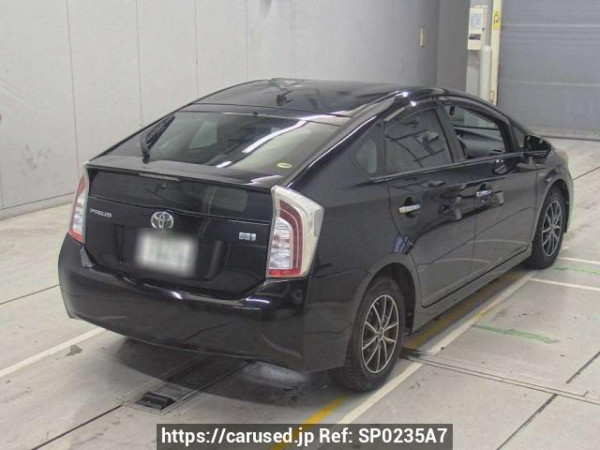 Used 2013 AT toyota prius ZVW30 Image[1]