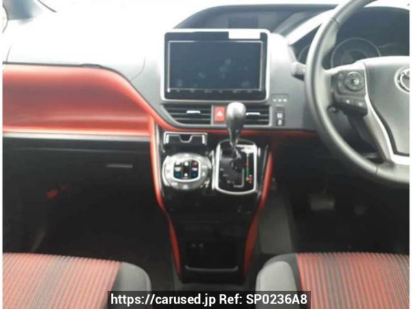 Used 2020 AT toyota voxy ZRR85W Image[2]