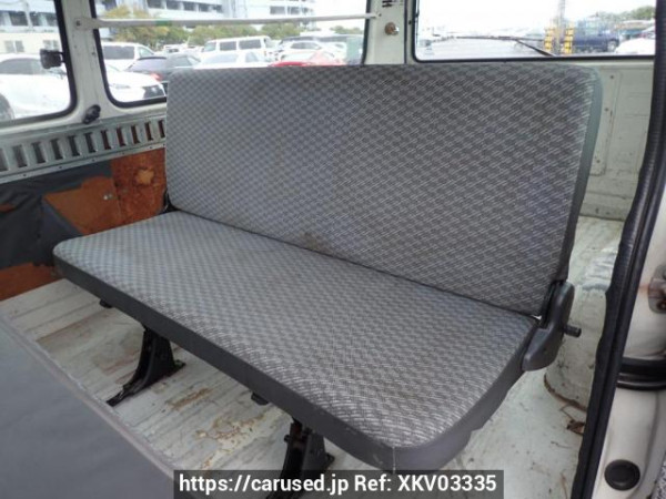Used 2004 AT toyota regiusace-van TRH112V Image[13]