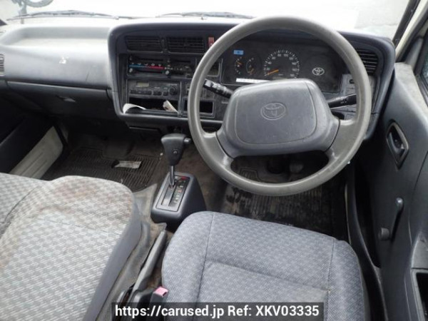 Used 2004 AT toyota regiusace-van TRH112V Image[15]