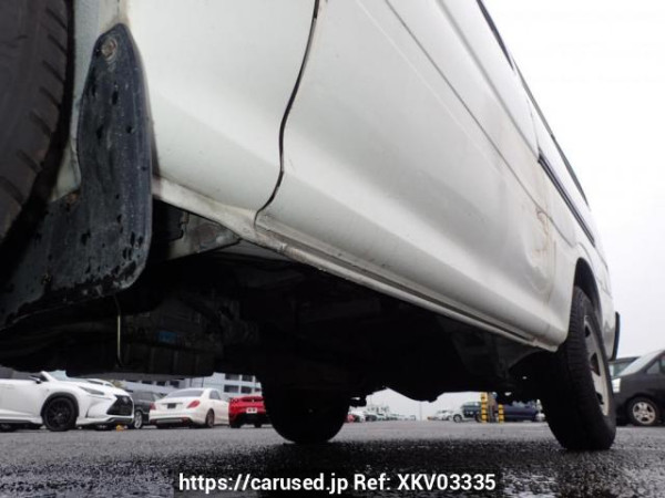 Used 2004 AT toyota regiusace-van TRH112V Image[32]