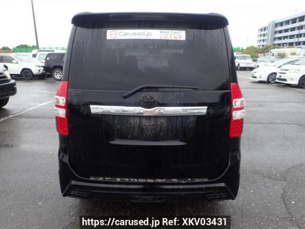 Used 2010 AT toyota noah ZRR70W Image[4]