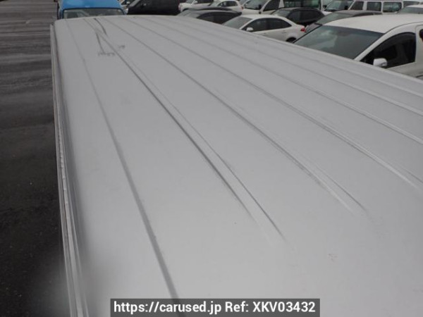 Used 2004 AT toyota regiusace-van KDH200V Image[9]