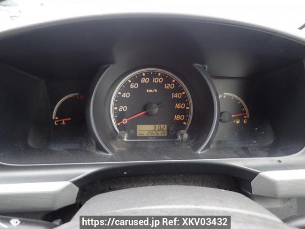 Used 2004 AT toyota regiusace-van KDH200V Image[17]