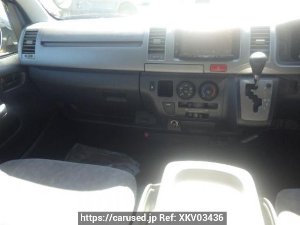 Used 2005 AT toyota regiusace-van KDH200V Image[17]