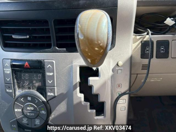 Used 2008 AT toyota noah ZRR70G Image[28]