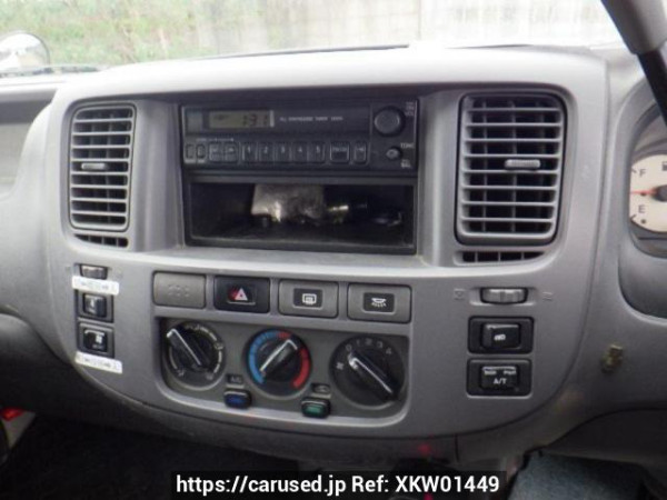Used 2002 AT nissan caravan-bus DWMGE25 Image[18]
