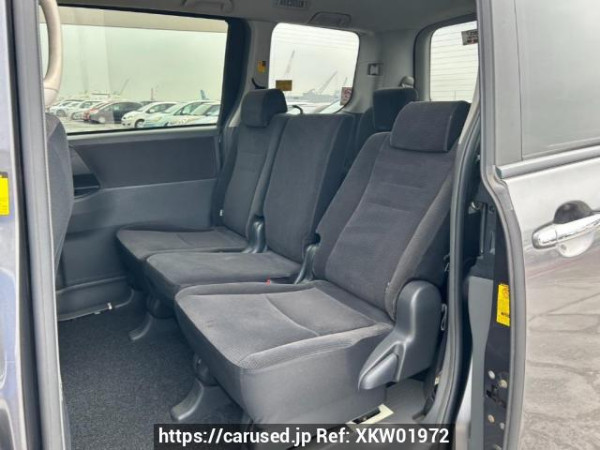 Used 2009 AT toyota noah ZRR75G Image[16]