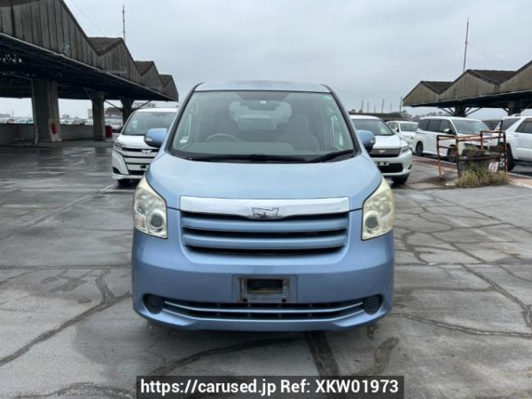 Used 2007 AT toyota noah ZRR70G Image[1]