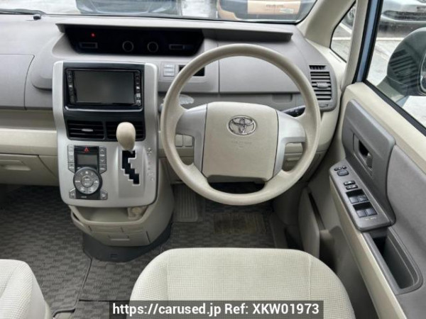 Used 2007 AT toyota noah ZRR70G Image[21]