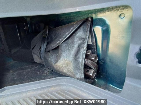 Used 2004 AT toyota hiace-van TRH102V Image[44]