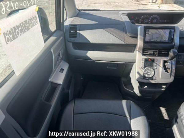 Used 2008 AT toyota noah ZRR70W Image[20]