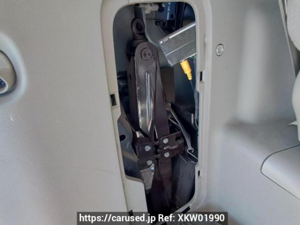 Used 2007 AT toyota noah ZRR75G Image[42]