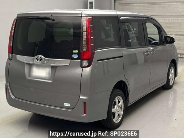 Used 2016 AT toyota noah ZRR85G Image[1]