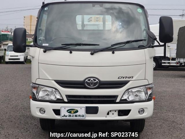 Used 2017 AT toyota dyna-truck XZU605 Image[1]