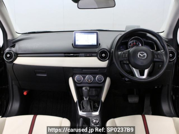 Used 2014 AT mazda demio DJ5FS Image[2]