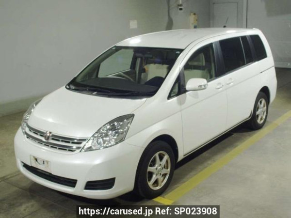Used 2011 AT toyota isis ZGM15G Image[0]