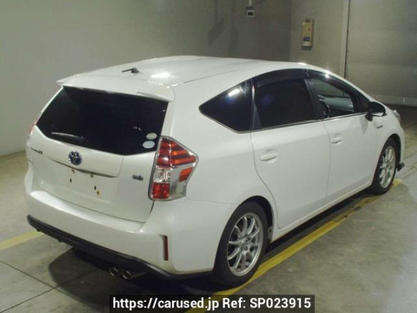 Used 2015 AT toyota prius-alpha ZVW41W Image[1]
