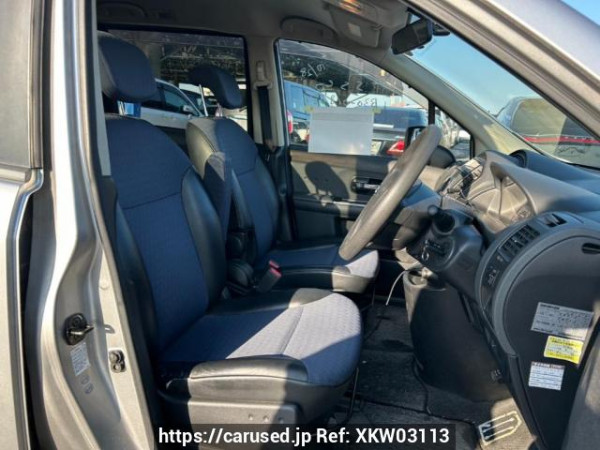 Used 2005 AT nissan lafesta B30 Image[13]