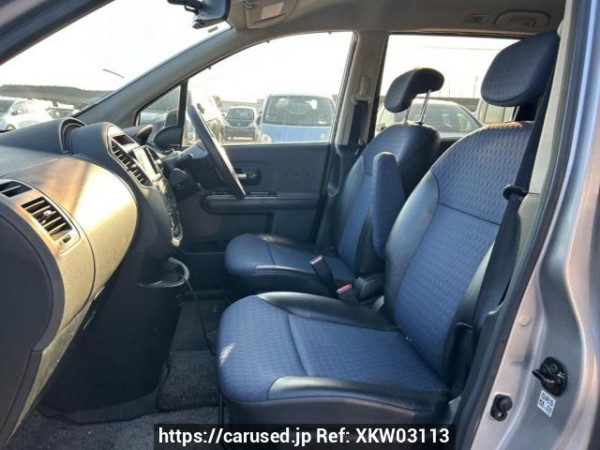 Used 2005 AT nissan lafesta B30 Image[14]