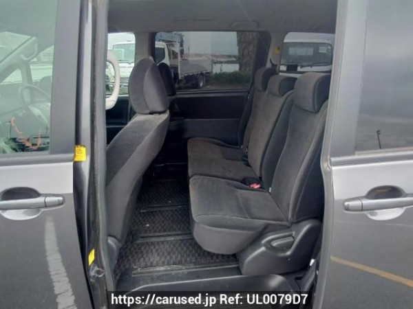 Used 2011 AT toyota noah ZRR70G Image[16]
