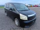 Toyota Noah ZRR70G