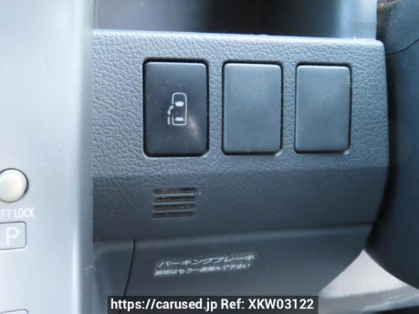Used 2007 AT toyota noah ZRR70G Image[28]