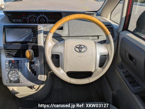 Used 2007 AT toyota noah ZRR75G Image[20]